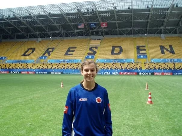 Catalina con 15 años en el estadio de Dresde, Mundial Sub-20 2010