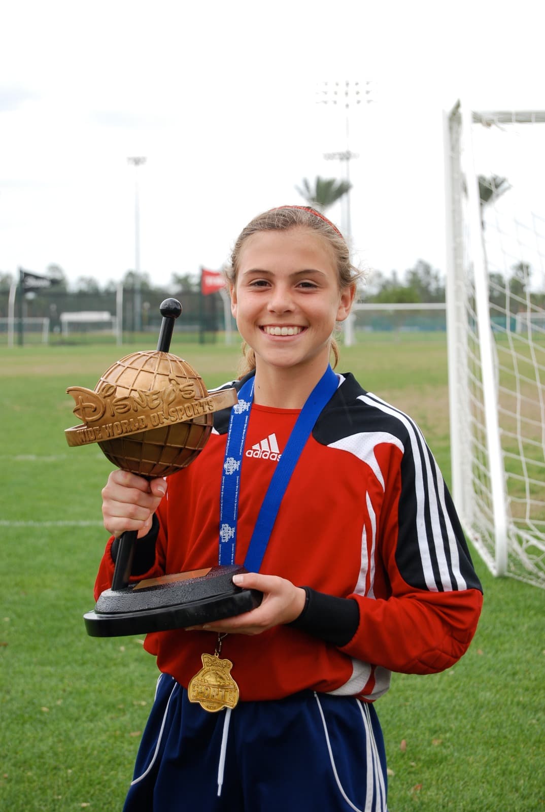 Catalina campeona en un torneo juvenil